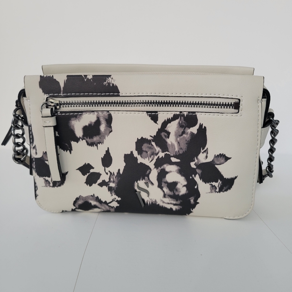 Simply Vera Wang Sintra Crossbody Women’s Handbag